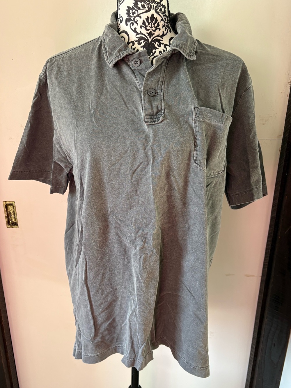 Eddie Bauer Island Washed Gray Short-Sleeve Polo With Breast Pocket Size Large